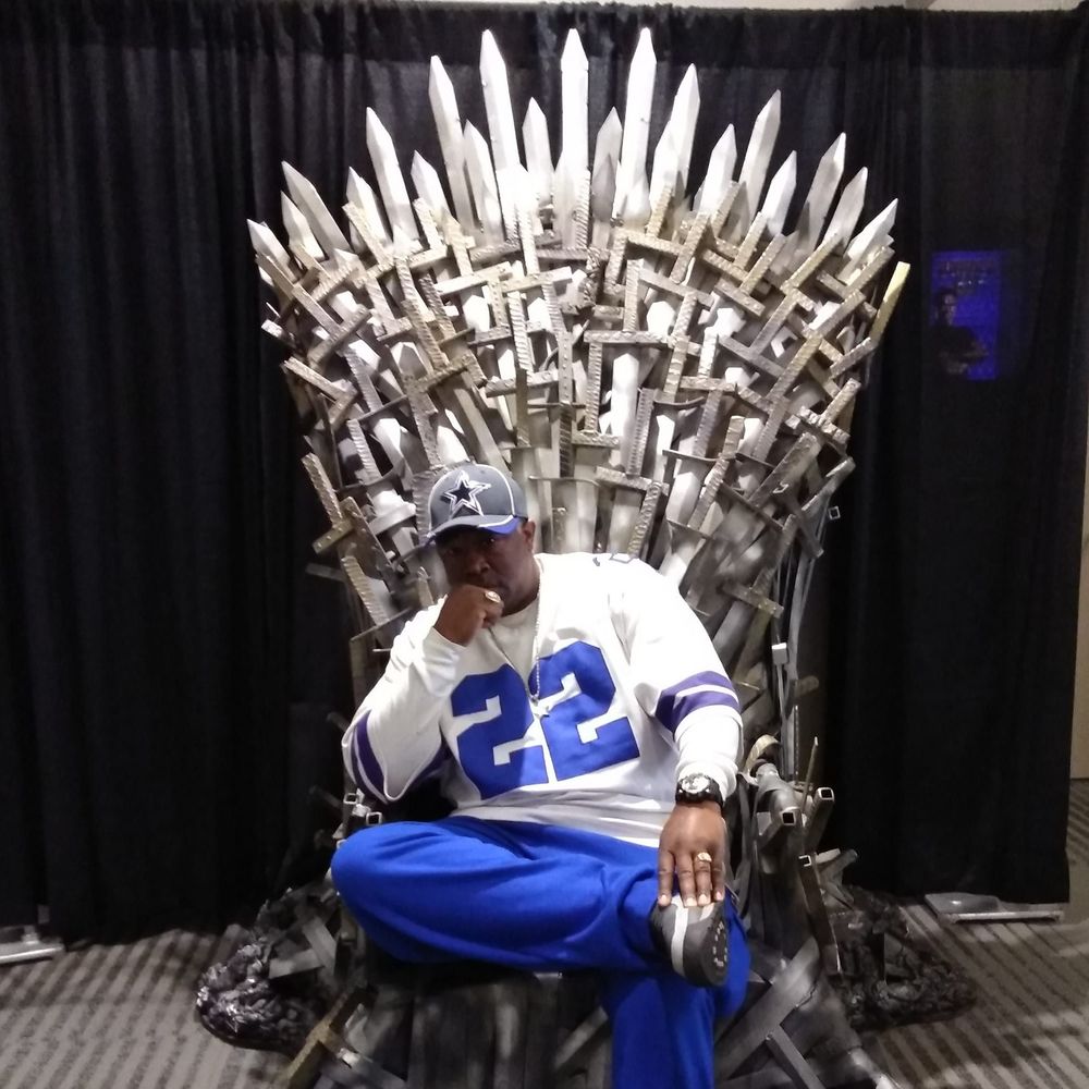 Meet your Posher, Christian